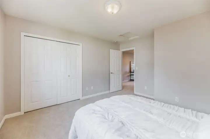 Great size secondary bedrooms