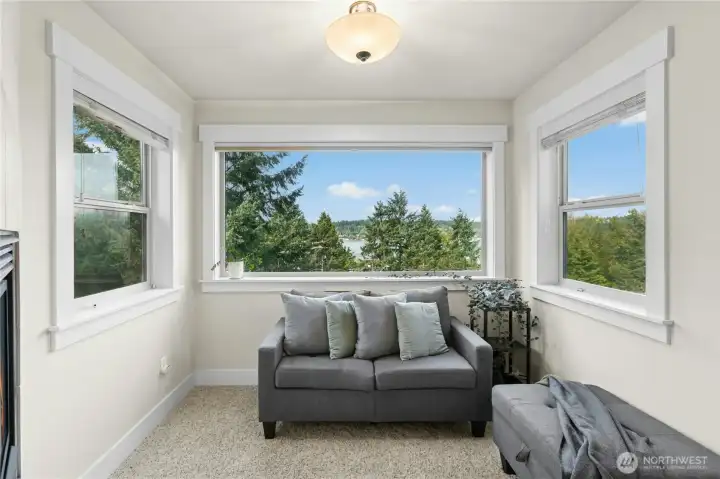 Primary sitting nook