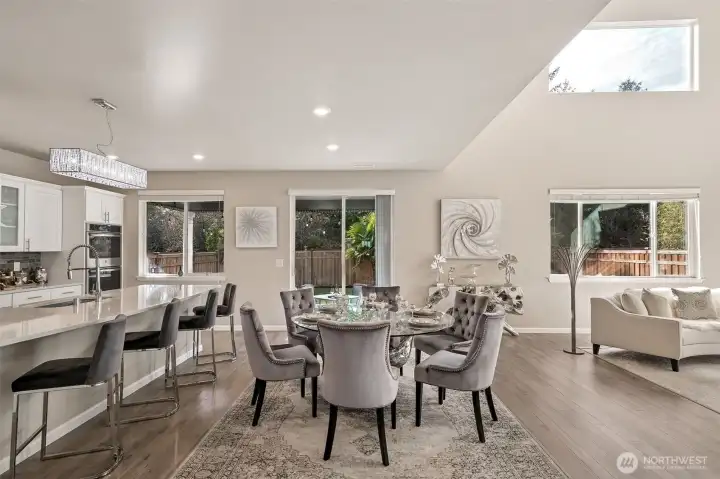 Informal dining between great room & kitchen