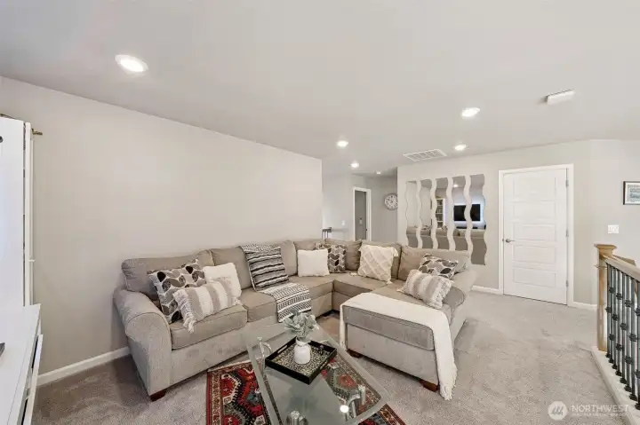 Another view of the upstairs loft