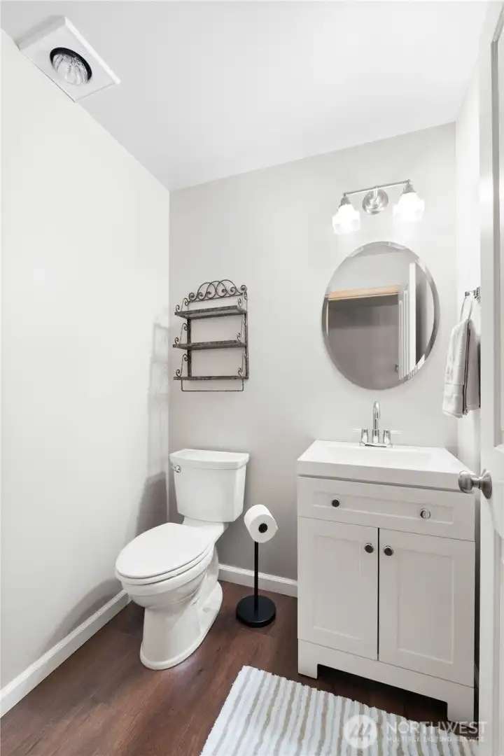 Powder room on the main floor for guest conveinience.