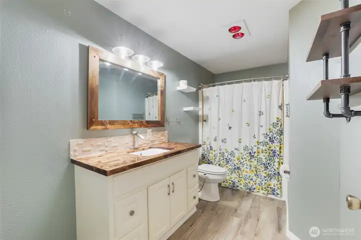 Primary Full Bathroom