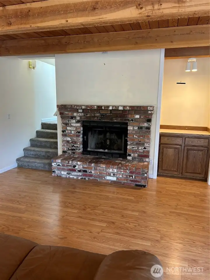 Partial view of the now empty living space.