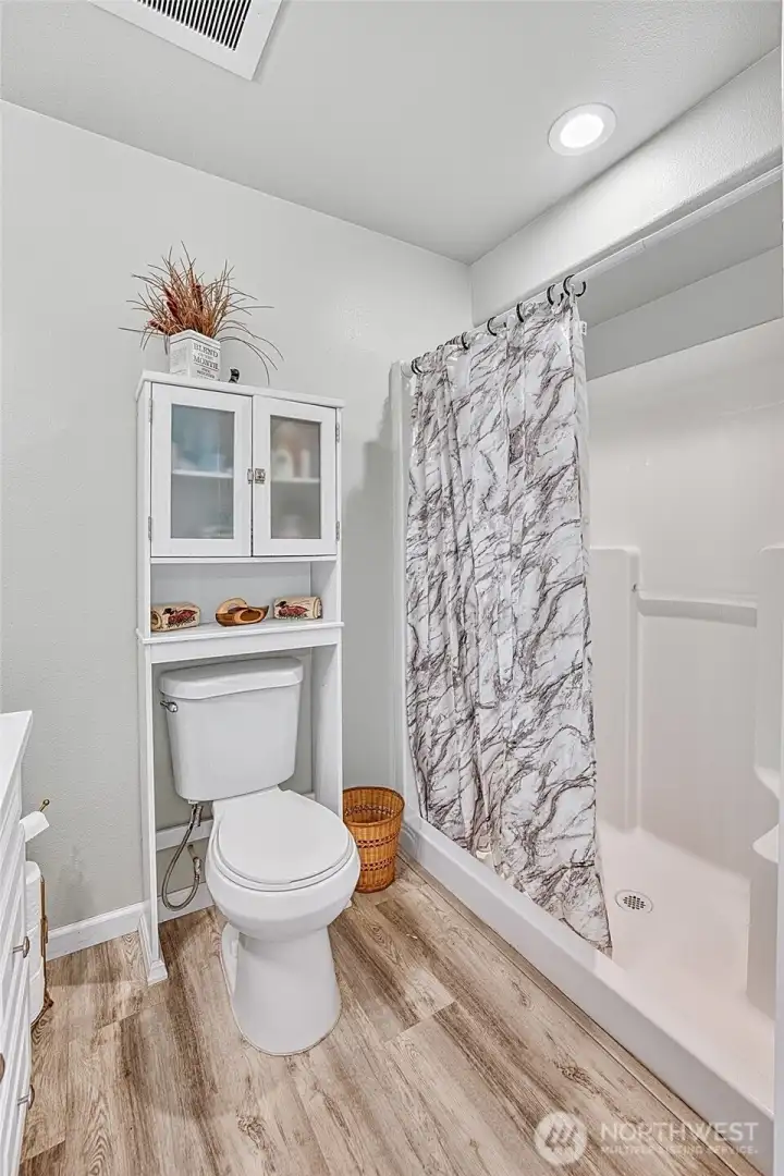 Primary Ensuite - Step In Shower