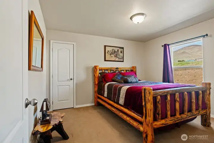 Well-sized secondary bedroom with great natural light and a functional layout—ideal for guests or everyday living.