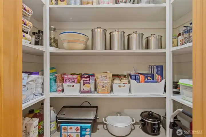 Walk-in Pantry