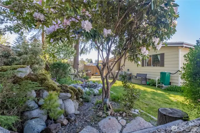 Private garden setting ready for you to move in and enjoy