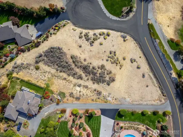 Rare opportunity to own one of the last vacant parcels in W Eaglerock