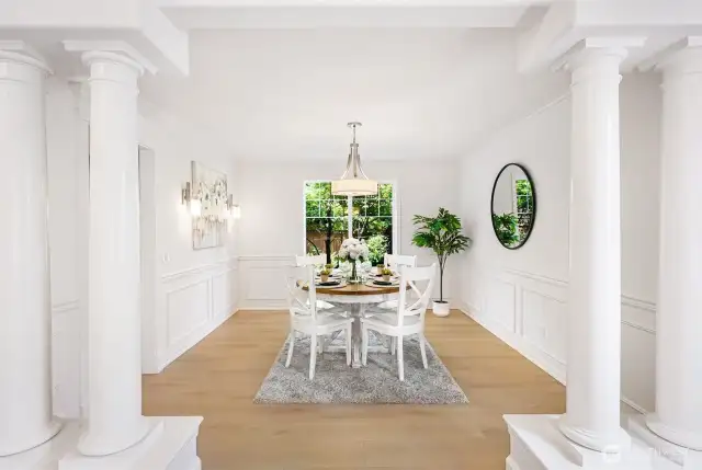 Formal dining room off the kitchen allows for great entertaining sapce