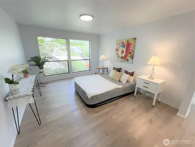 Up stair Master bedroom
