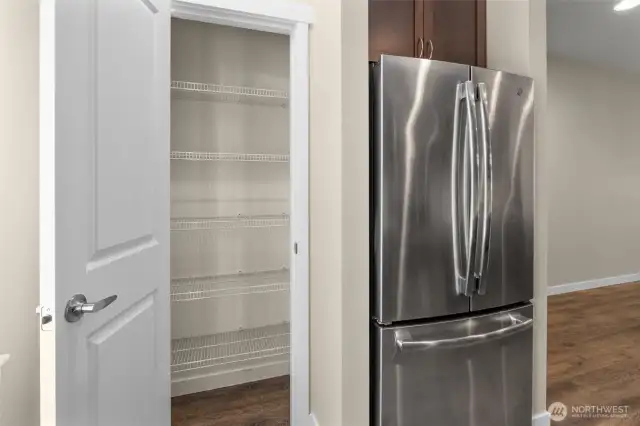 Pantry/Fridge