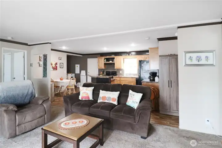 Easy to love style - neutral tones that work with any look you love.