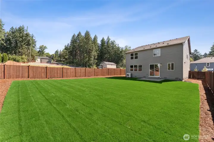 Photo's are for representational purposes only. Colors and finishes may differ.