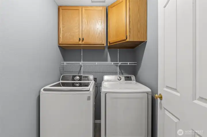 Laundry Room, washer and dryer stay.