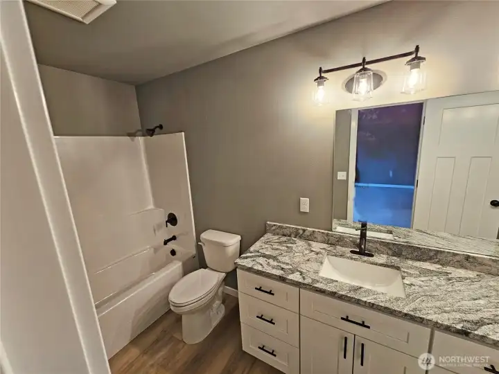 Granite countertops and upgraded fixtures