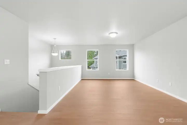 Photographs are for illustrative purposes only. Features, finishes, interior/exterior colors, landscaping and floorplan shown may vary from actual homes built