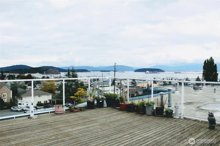 Roof top deck with stunning views