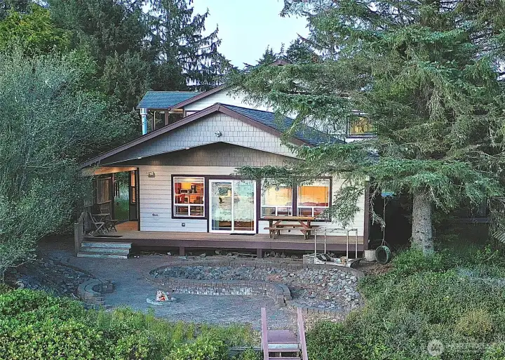 Waterfront Home, Featuring Elegant Lighting   Fixtures and Quality Building Materials   Throughout.