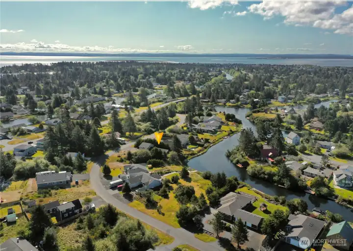 Welcome Home to your Waterfront Retreat   on the Bell Canal ~ Private Apartment and   Dock.