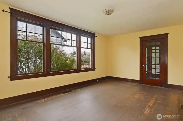 A lovely formal dining room.