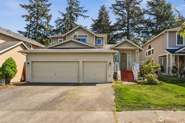 elcome to this two-story home located in the desirable community of Tresden Place, where you can bring your style and vision to life