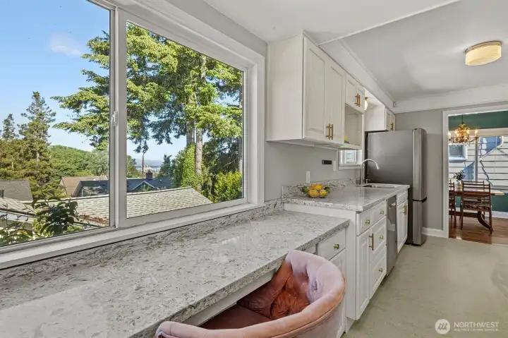 Office nook with bay view