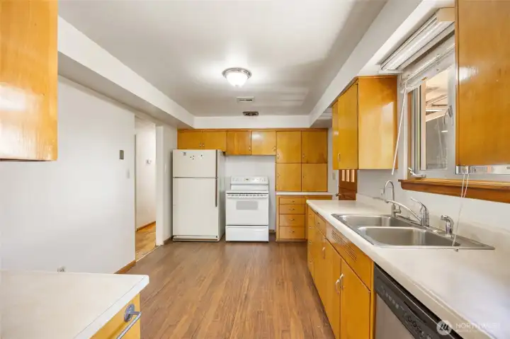 Spacious Kitchen