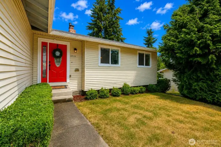 Twin Lakes offers the kind of neighborhood feel buyers are hoping to find.