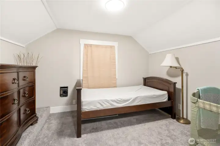 Main Home-Upstairs bedroom 2 Main Home-Upstairs bedroom 2
