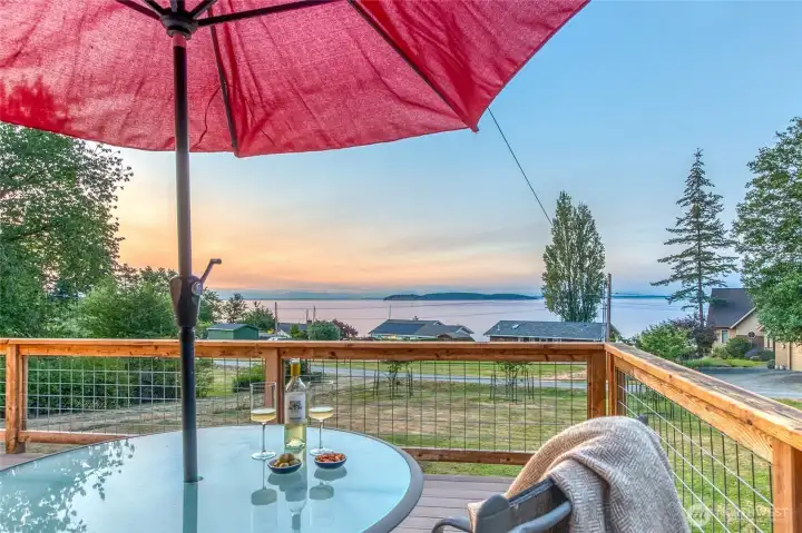 Enjoy sunset dinners on the deck with water views toward Matia Island. Enjoy sunset dinners on the deck with water views toward Matia Island.
