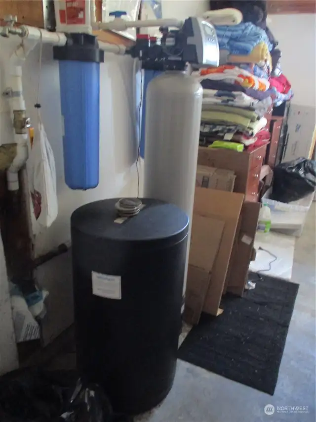 Water filtration system