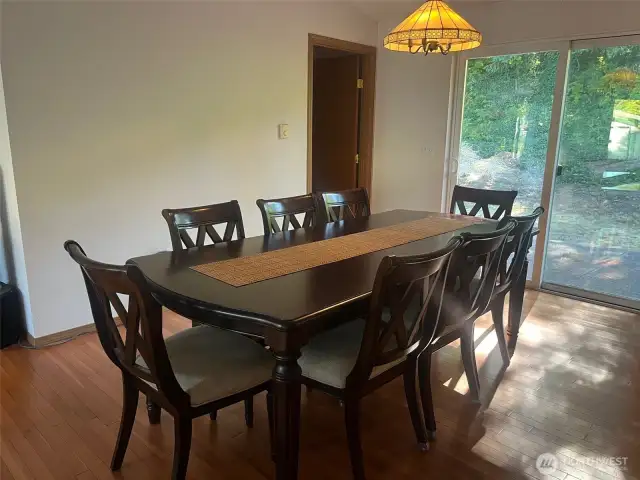 Dining set included in sale
