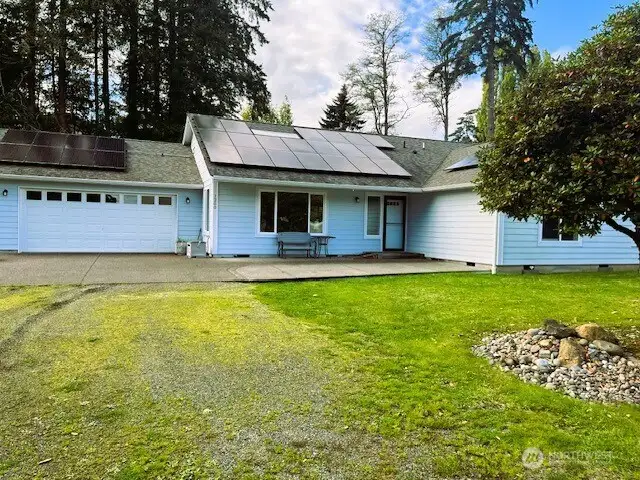 Welcome home in Shelton!