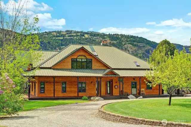Wrap around porch with great views of the Kettle River Valley