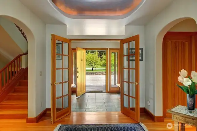 Entry way from front roundabout gated driveway.