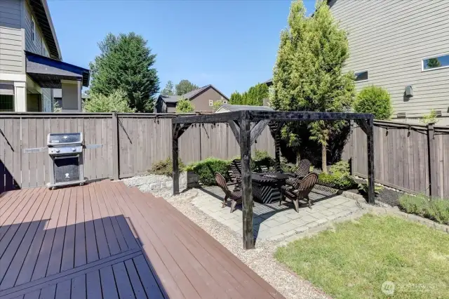 Back deck and gazebo area - perfect for a fire-pit!