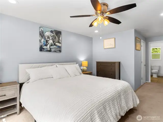 Great size bedroom