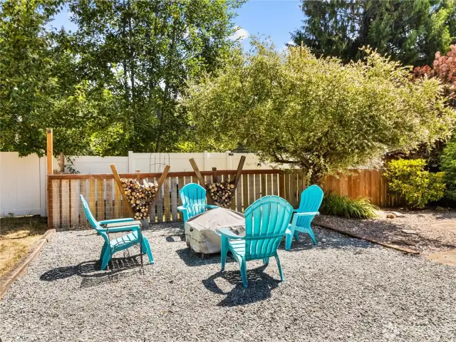 Great gathering area, for a bbq, cookout or