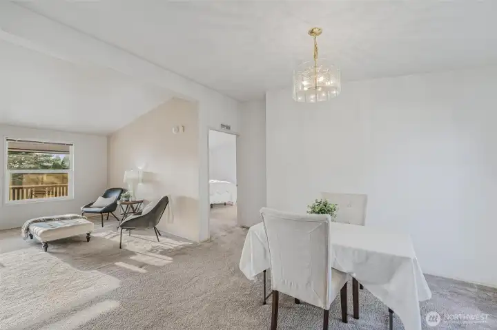 Dining room.