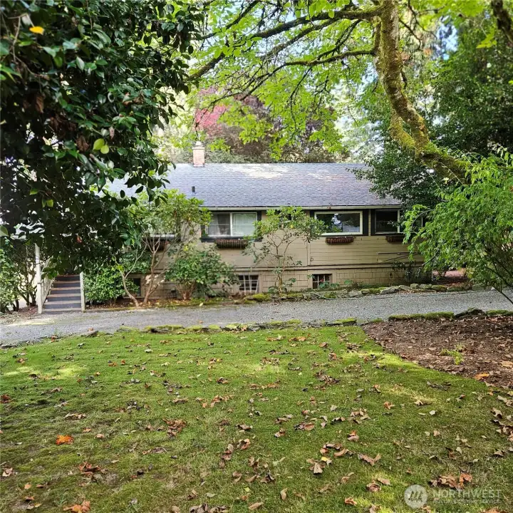 3rd Home west side entrance