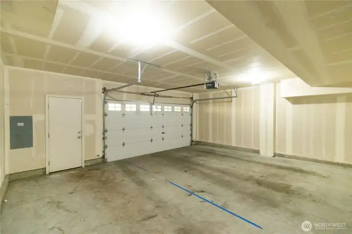 Extra large 2 car garage