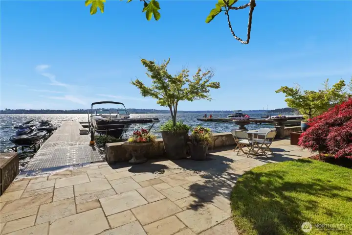 Stunning waterfront with two jet ski lifts and boat lift. Stunning waterfront with two jet ski lifts and boat lift.