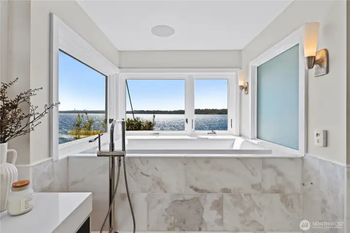 View Tub! View Tub!