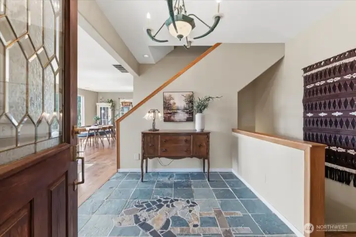 A stunning tile entry that sets an elegant first impression. A stunning tile entry that sets an elegant first impression.