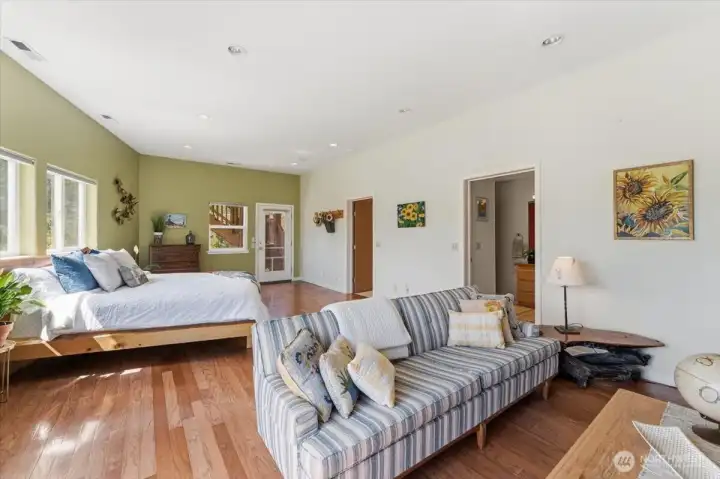 Designed with exceptional space for seamless multi-generational living. Designed with exceptional space for seamless multi-generational living.