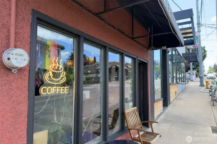 Shops, dining, and transit are all close by.