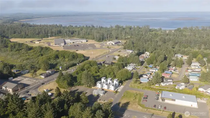 The bay is also nearby The bay is also nearby