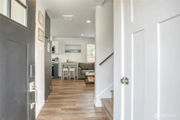 Welcome! This modern home is fully furnished and ready to enjoy (or make money!) Welcome! This modern home is fully furnished and ready to enjoy (or make money!)