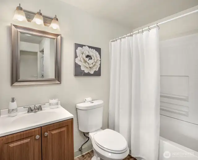 Full Bath Off Primary.