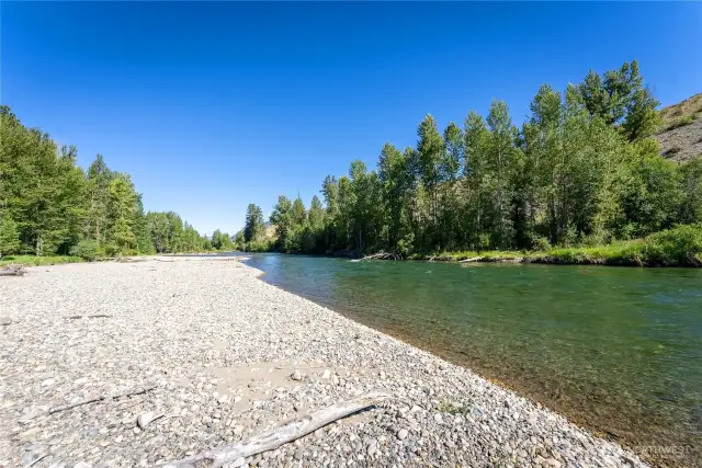 Wide open beaches to explore, rocks to collect and wade through the clear water!